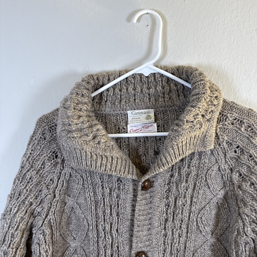 Carraig Donn Aran Sweater Cardigan Women Sz L Beige Wool Cable Knit pocket - Picture 5 of 13